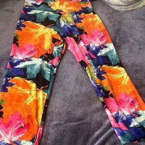 Colorful Leaf Print Women's Jeggings